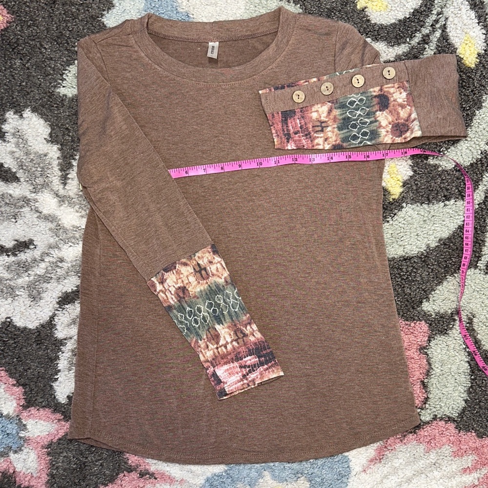 Boutique Brand Women’s Brown Long Sleeve Shirt with Colorful Faux Buttoned Cuffs
